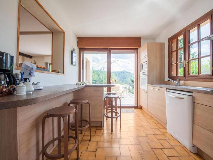Location de vacances pour 10 personnes, avec Balcon ainsi que Terrasse et Jardin à Miremont - 4