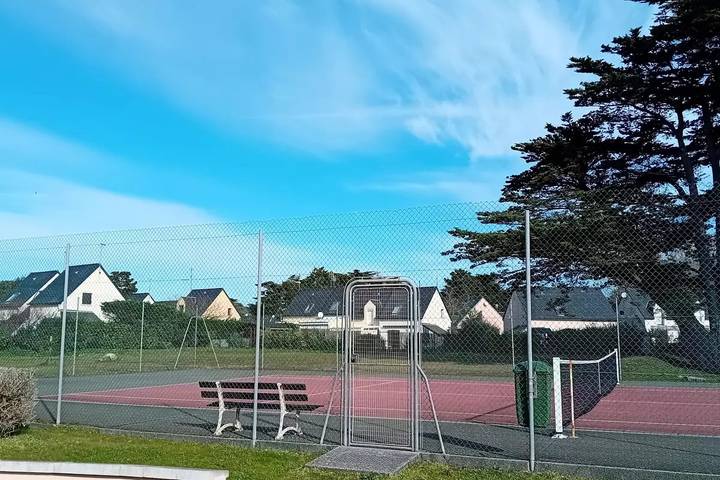 Gîte pour 4 personnes, avec piscine et balcon dans Plage de la Govelle - 2