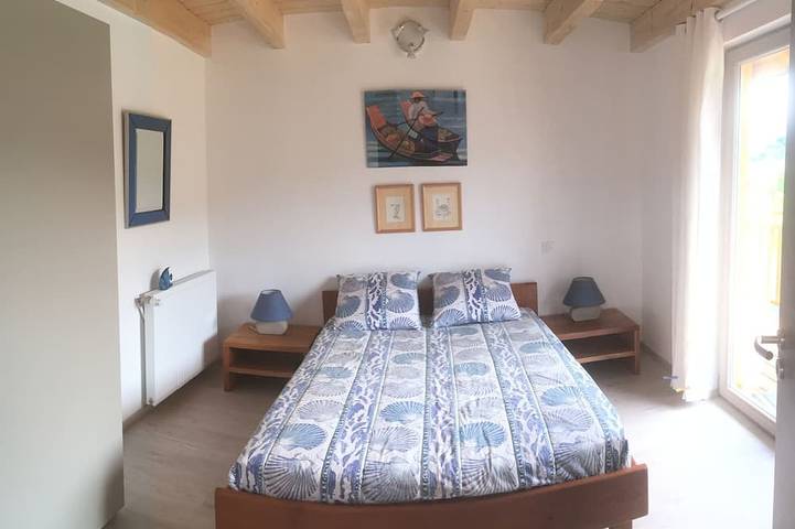 Gîte pour 8 personnes, avec jardin et balcon à Coise-Saint-Jean-Pied-Gauthier - 2