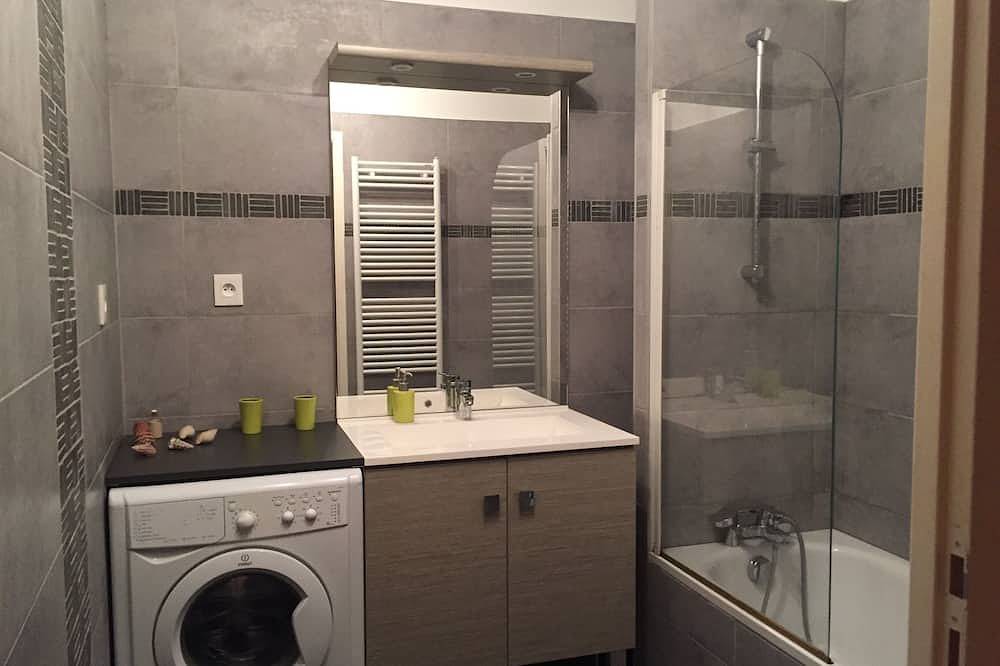 Appartement entier, Annecy - Beau T3 Neuf A 10 Mn Centre Ville in Seynod, Annecy (commune)