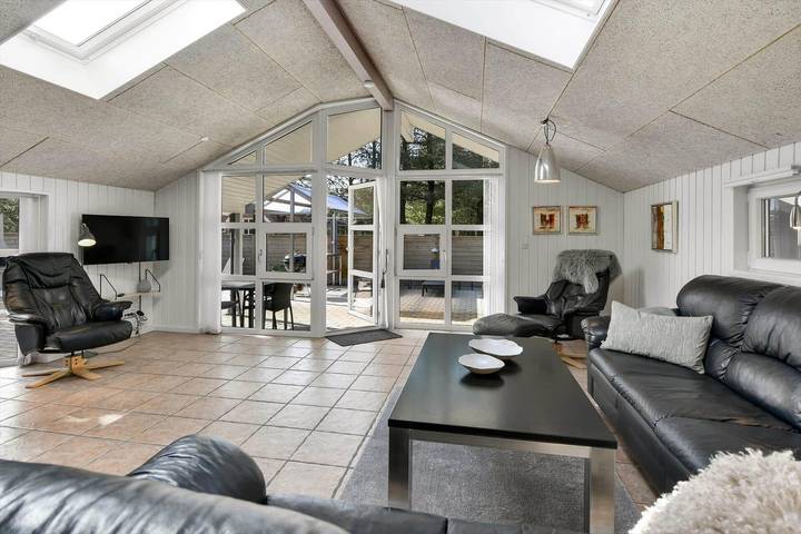 Ferienhaus für 8 Personen, mit Sauna und Terrasse sowie Whirlpool in Blavand - 4