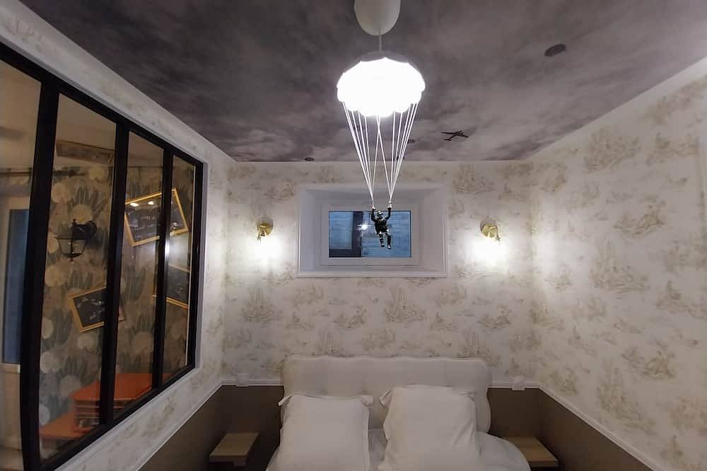 Ganze Wohnung, The \"Liberté\" Apartment: A Journey Back to the 1940s in Carentan les Marais, Saint-Lô und Umgebung