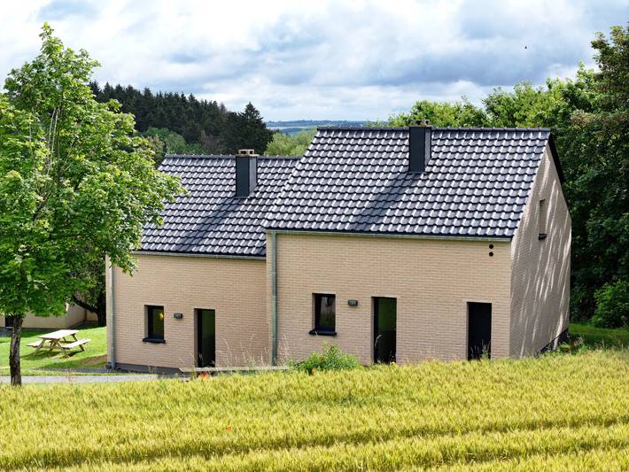 Bungalow für 6 Personen, mit Balkon/Terrasse und Balkon sowie Terrasse und Garten in Luxemburg