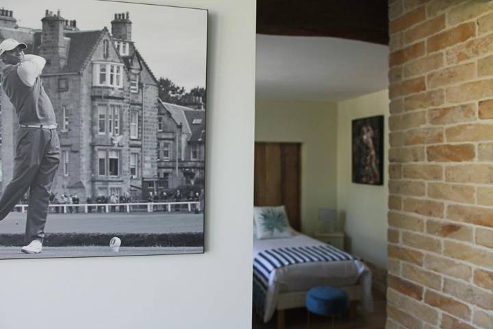 Gîte pour 2 personnes, avec piscine ainsi que terrasse et jardin dans Bouy - 3