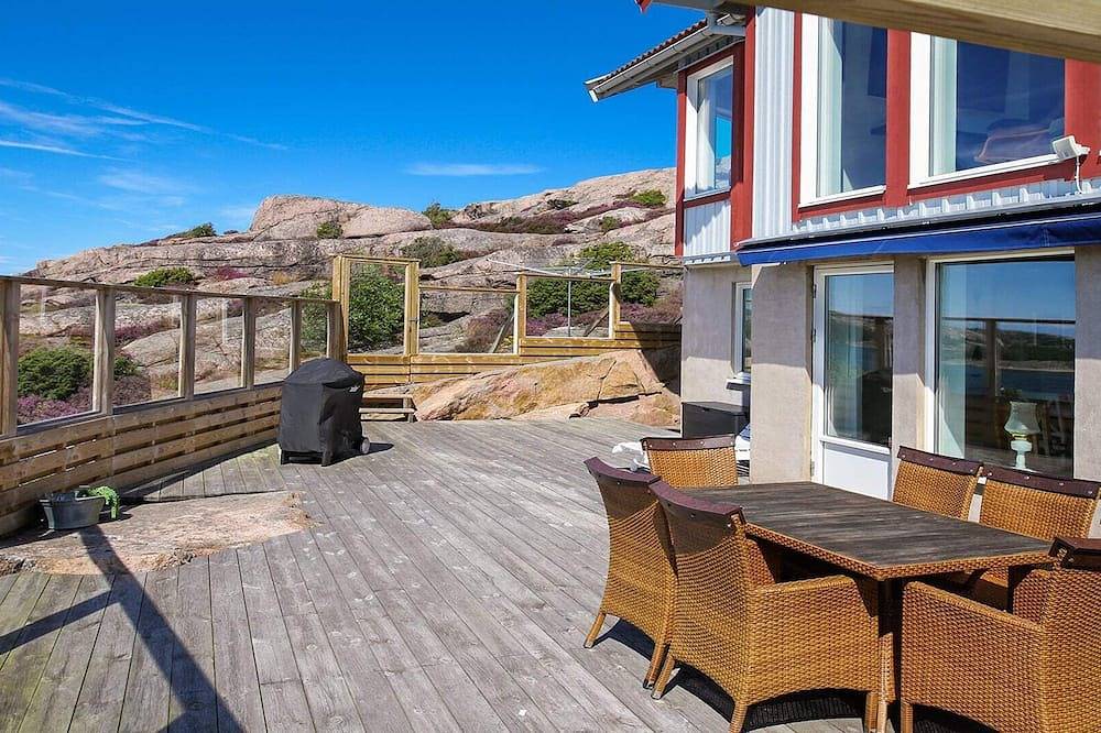 2. Laegenhet H - Zwei Schlafzimmer Villa, Schläft 4 in Fjällbacka, Norra Västkusten