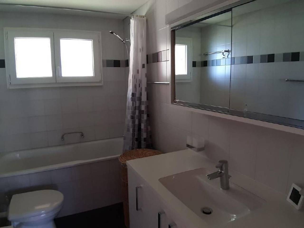 Chalet Rosenthaler in Aeschi bei Spiez, Thunersee