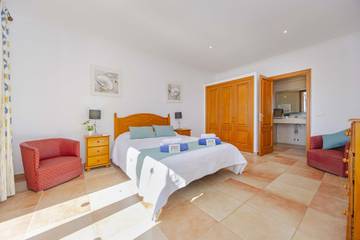 Villa in Playa del Port de Pollença, Pollença für 10 