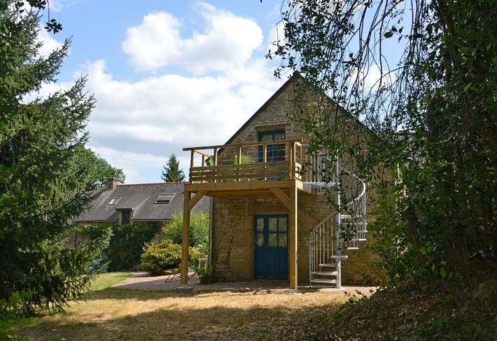 Location de vacances pour 3 personnes, avec jardin, animaux acceptés à Elven