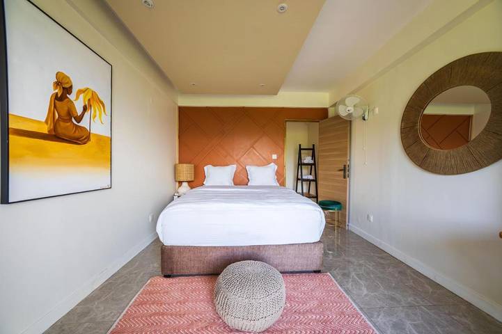 Maison d’hôte pour 2 personnes, avec piscine ainsi que balcon et vue, animaux acceptés dans Chirongui