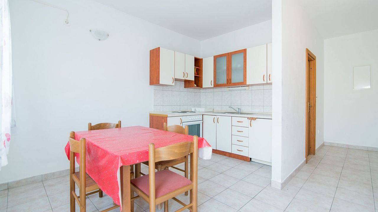 Ganze Ferienwohnung, Ferienwohnung für 4 Personen (40 m²) in Selca in Selca, Povlija, Selca und Sumartin