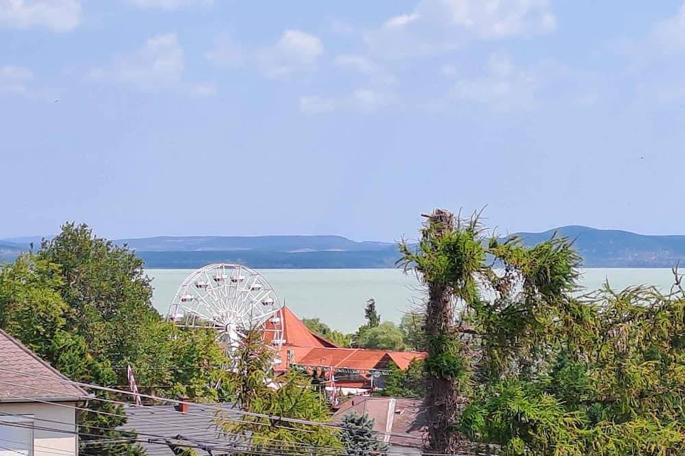 Appartement entier, Appartement de vacances avec climatisation et un beau panorama in Fonyód, Rive sud du lac Balaton