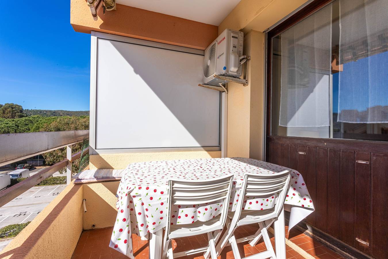 Studio entier, Studio « Résidence Athena Vue Mer » avec vue mer, terrasse privée et climatisation in Bormes-les-Mimosas, Parc national de Port-Cros