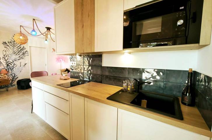 Gîte pour 2 personnes, avec vue et balcon dans Plage des Salins (Hyeres) - 3