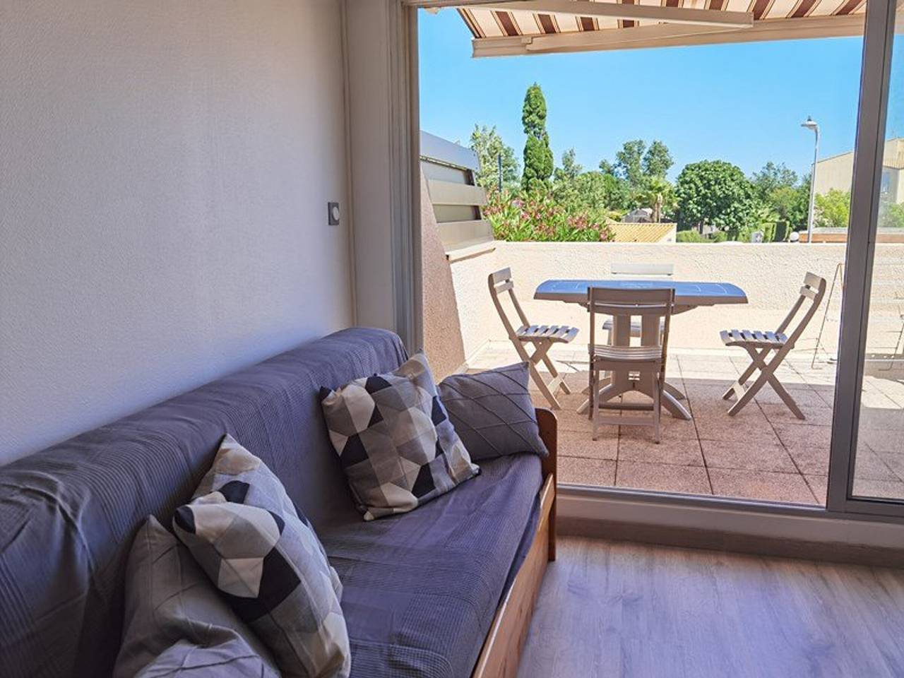 Appartement entier, Appartement Climatisé 2 Pièces avec Terrasse et Parking - Classé 2 Étoiles in Marseillan, Côte d'Améthyste