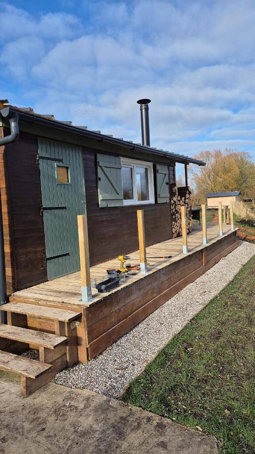 Gîte pour 2 personnes, avec Balcon ainsi que Terrasse et Vue à Clairmarais