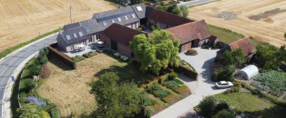 Gîte pour 8 personnes, avec vue et jardin à Zwalm