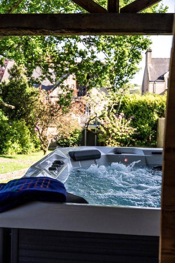 Location de vacances pour 14 personnes, avec piscine et jardin ainsi que vue et sauna à Ballycastle - 2