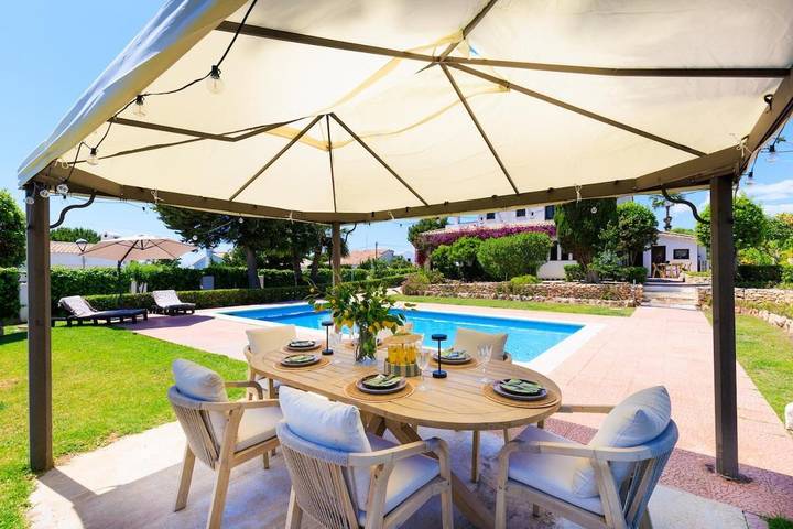 Chalet para 8 personas, con piscina además de jardín y vistas, Se admiten mascotas en Bajo Penedés - 4