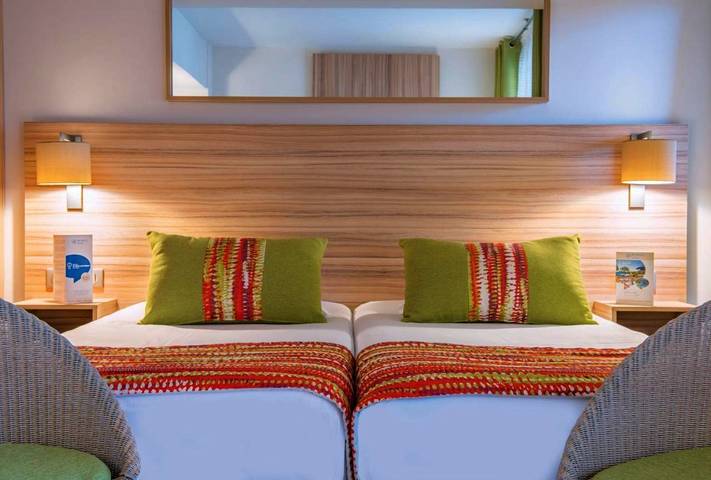 Hôtel pour 2 personnes, avec jardin et piscine à Saint-Jean-Cap-Ferrat - 4