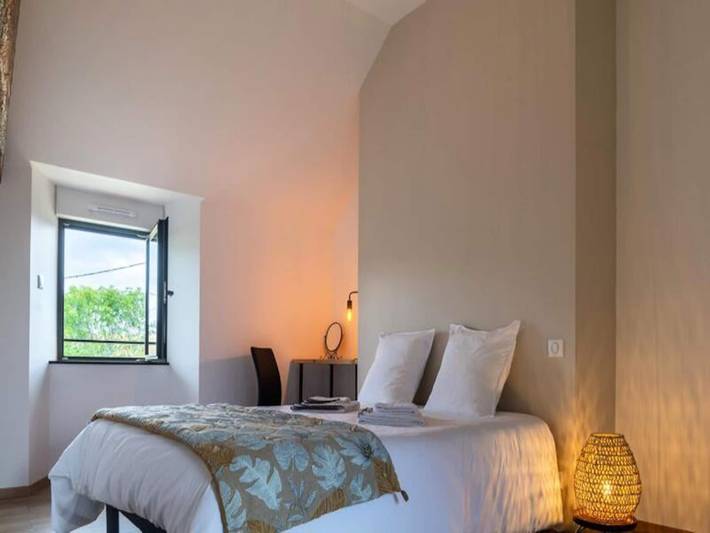 Gîte pour 6 personnes, avec terrasse, adapté aux familles à Saint-Laurent-de-Muret - 4