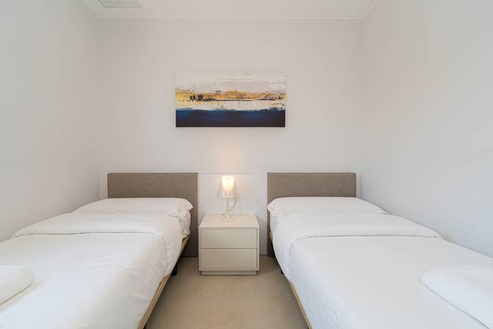 Apartamento para 6 personas, con Terraza y Piscina en Playa Flamenca