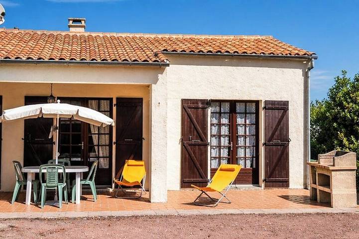Location de vacances pour 4 personnes, avec terrasse et jardin à Le Grand-Village-Plage