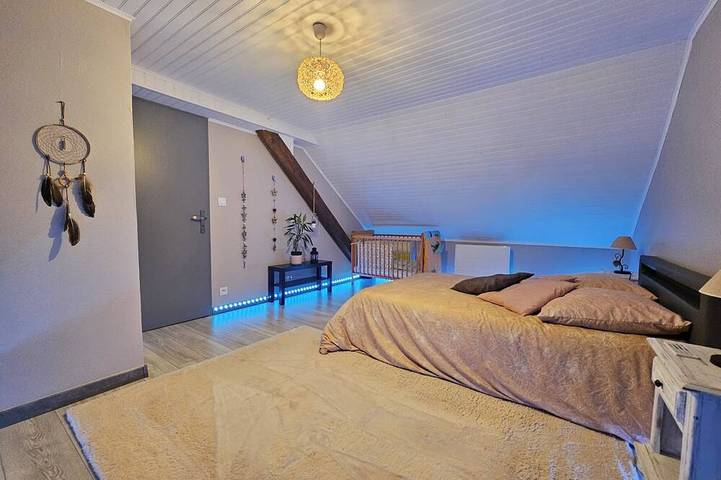 Gîte pour 7 personnes, avec jardin à La Houssière - 2