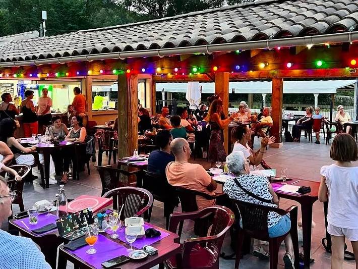 Mobil home pour 6 personnes, avec terrasse et vue, animaux acceptés à Mialet - 2