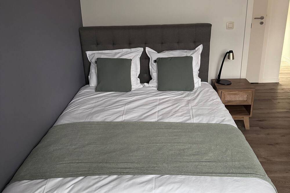 Ganze Wohnung, Wavre - 2bed, terrace, pool, charm & comfort in Wavre, Wallonisch-Brabant