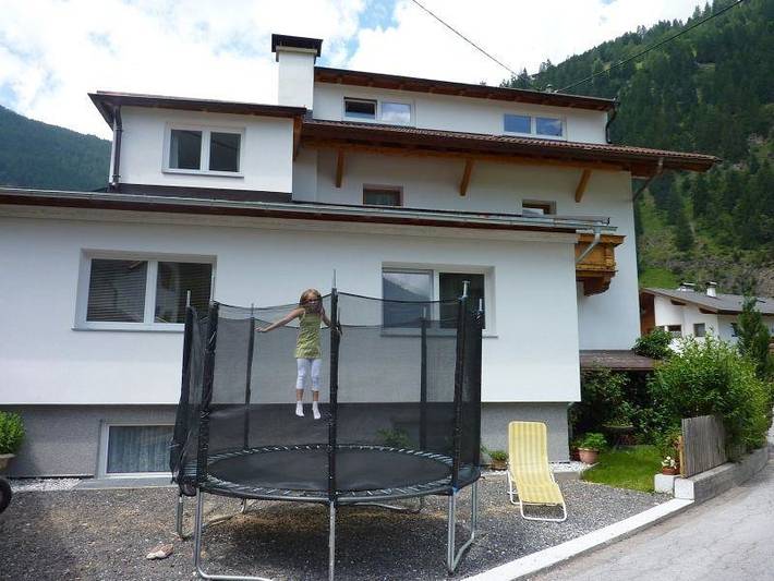 Ganze Ferienwohnung, Appartement 2 in Milders, Neustift im Stubaital