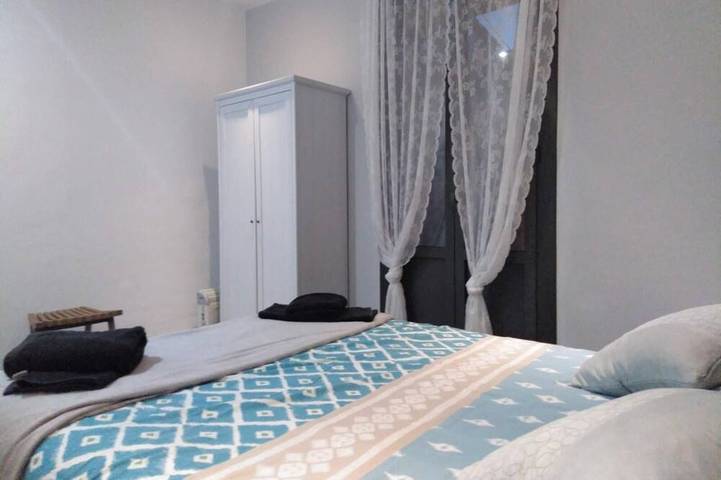 Apartamento Con Terraza Grande by Bossh! in Centro Barcelona, Barcelona