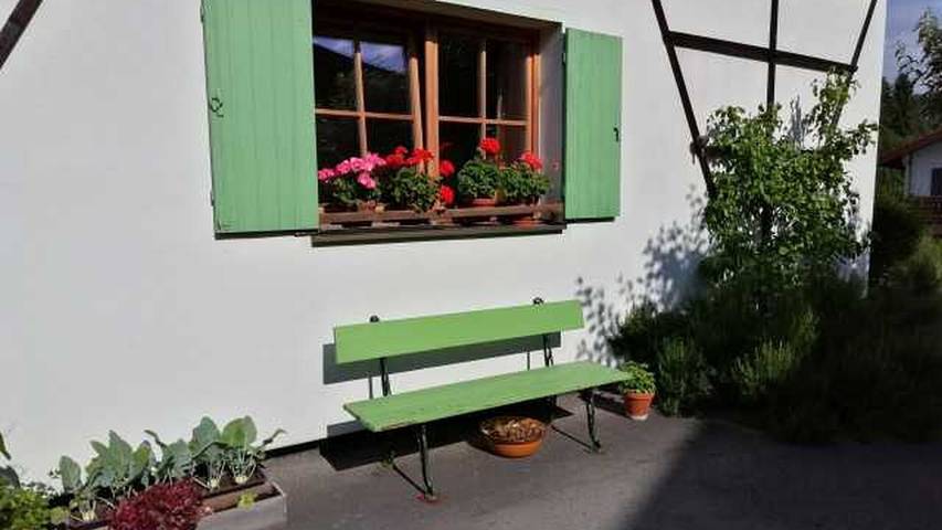 Ferienwohnung für 4 Personen, mit Garten, kinderfreundlich in Brannenburg