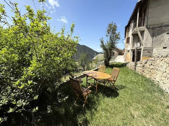Gîte pour 4 personnes, avec jardin à Guillaumes - 2