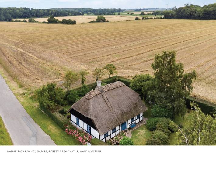 Holiday home for 4 people, with lake view and terrace as well as garden and view - 1