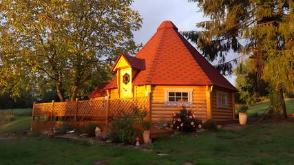 Chambre d’hôte pour 4 personnes, avec jardin dans l' Ain