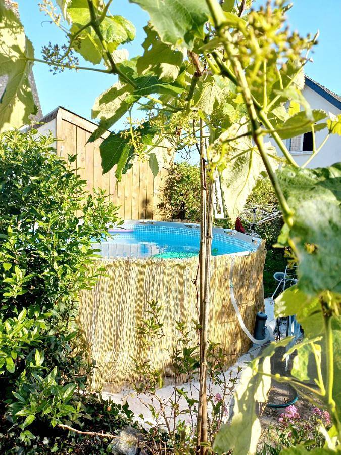 Maison de vacances pour 5 personnes, avec Jacuzzi et Terrasse ainsi que Jardin et Piscine