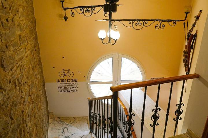 Location de vacances pour 6 personnes, avec terrasse et vue, animaux acceptés à Tremp - 3