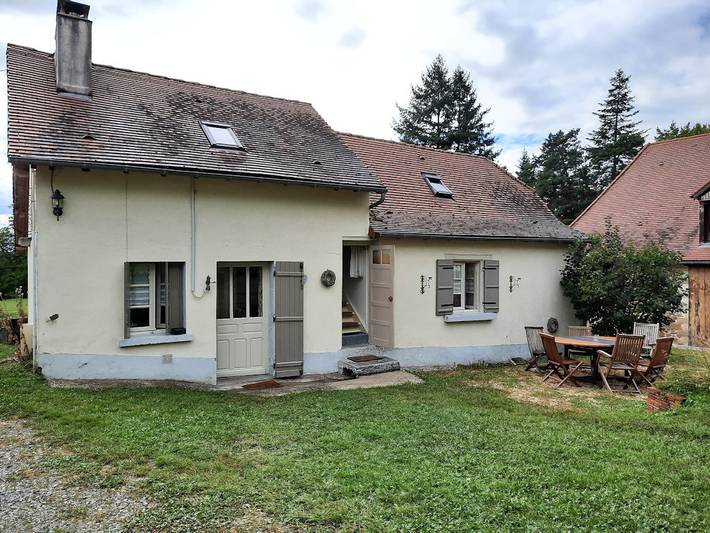 Gîte pour 8 personnes, avec jardin ainsi que piscine et terrasse à Saint-Mesmin (Dordogne) - 3