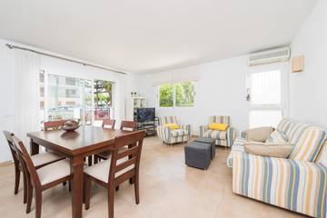 Ferienhaus in Playa de Alcúdia, Alcúdia Ferienhaus in Playa de Alcúdia, Alcúdia für 6
