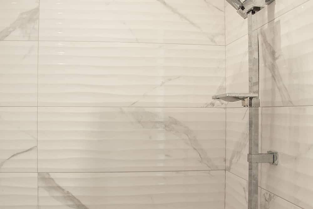 Ganze Wohnung, Vista Mare Suites , 2 min drive to the sea (1) in Karpathos