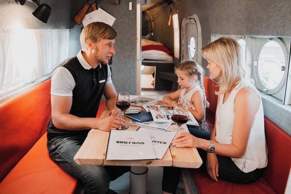 Ganze Wohnung, Flugzeug-Ferienwohnung mit Flugsimulator und Sauna in Kirnitzschtal, Sebnitz