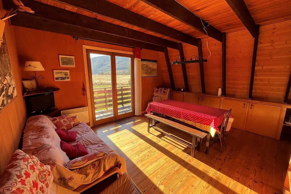 Charming atypical chalet for 6 pers in Lans-en-Vercors, Parc naturel régional du Vercors