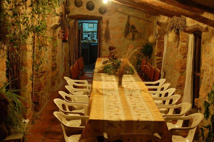 Casa rural para 5 personas, con Terraza además de Jardín y Vistas en Villanueva de Viver - 4