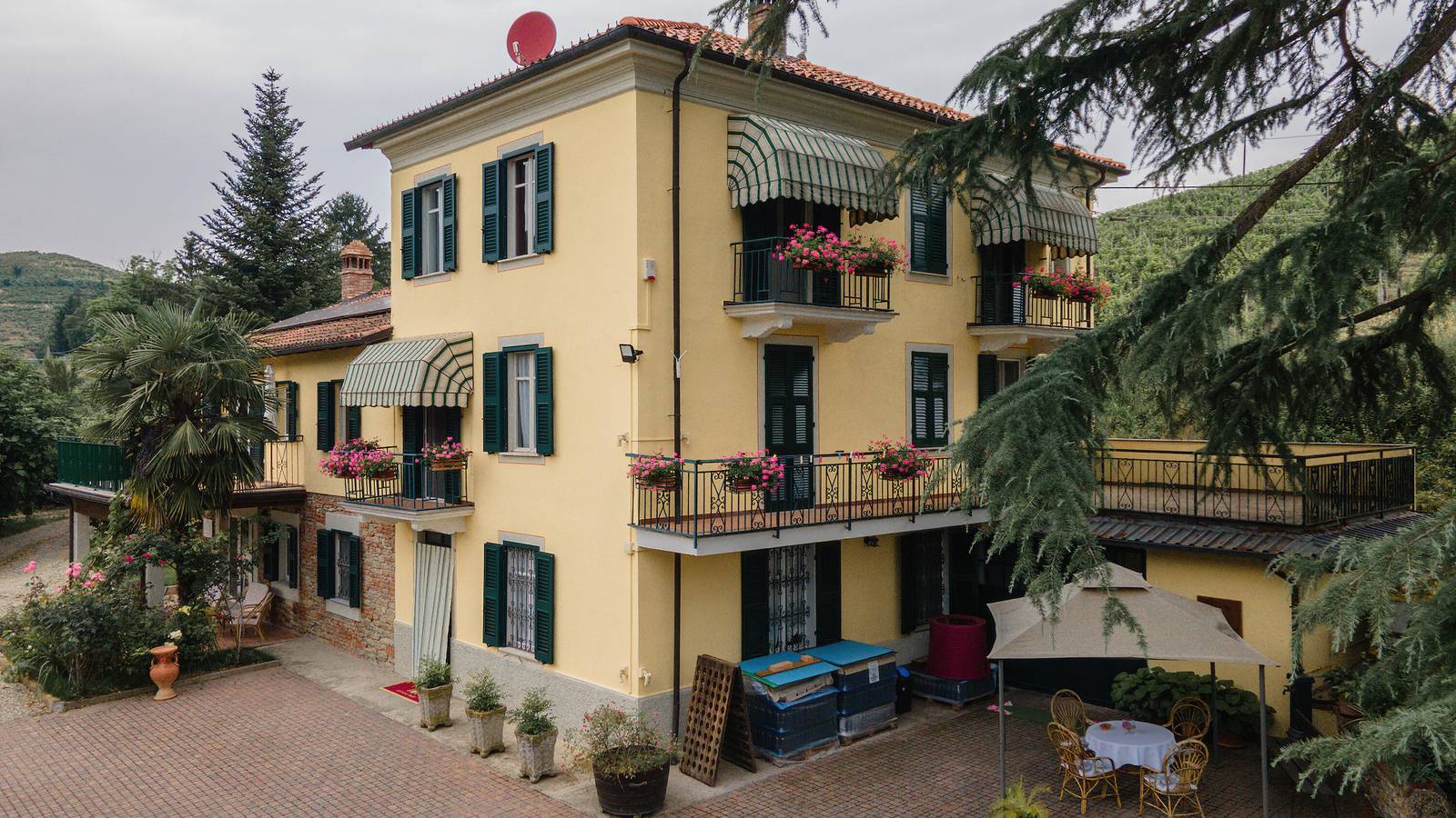 Appartamento intero, Appartamento 'Appartamento - Azienda Oddone Prati' con piscina privata, giardino in comune e Wi-Fi in Strevi, Provincia d'Alessandria