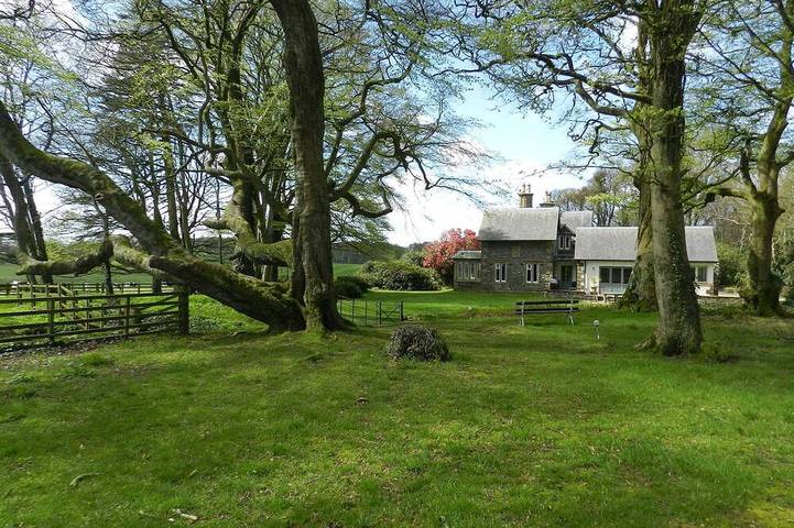 Holiday rental for 9 people, with garden and hot tub, with pets in Dumfries and Galloway