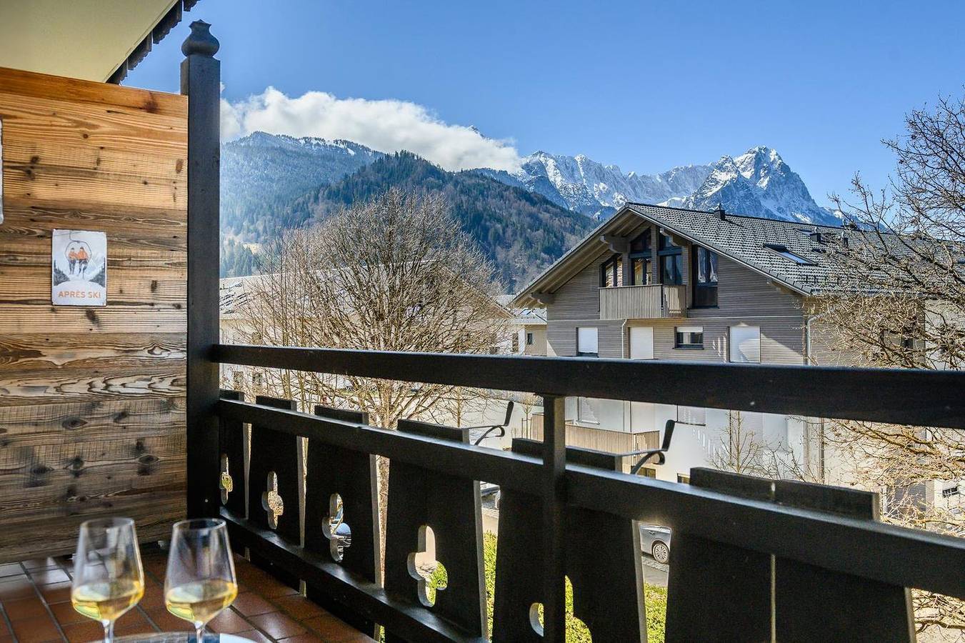 Ganze Wohnung, Ferienwohnung für 4 Personen mit Ausblick in Garmisch-Partenkirchen, Bayerische Alpen