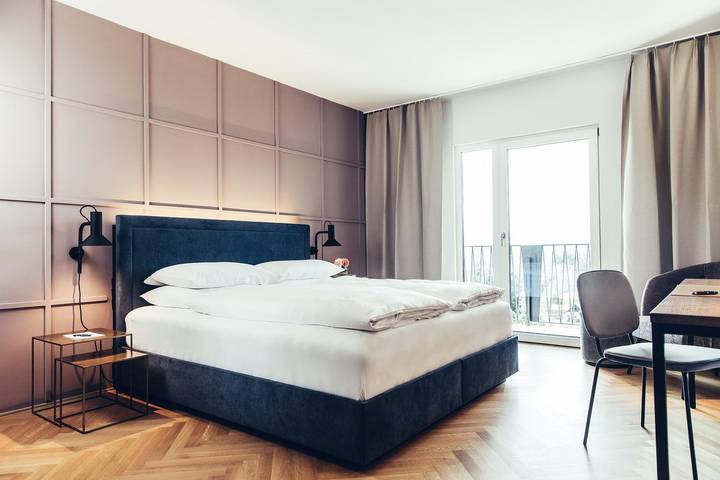 Hôtel pour 2 personnes, avec Balcon et Terrasse ainsi que Jacuzzi et Jardin à Klagenfurt am Wörthersee - 4