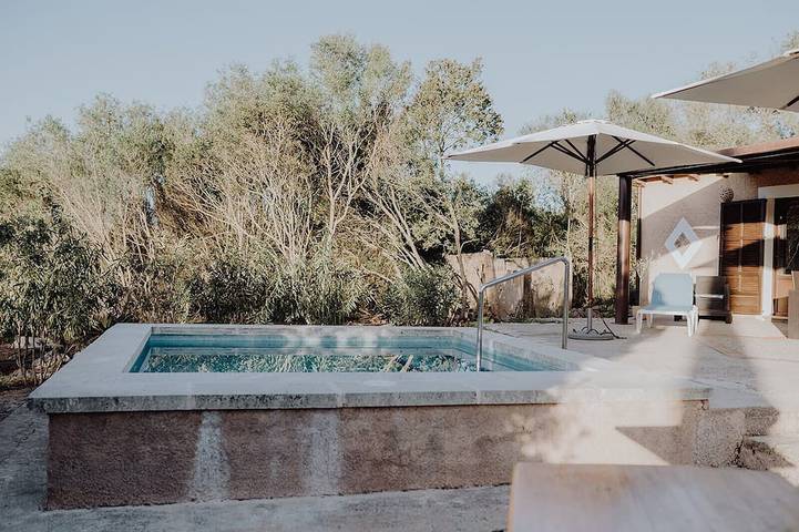 Finca mit Hund für 5 Personen, mit Garten und Terrasse, mit Haustier in Artà