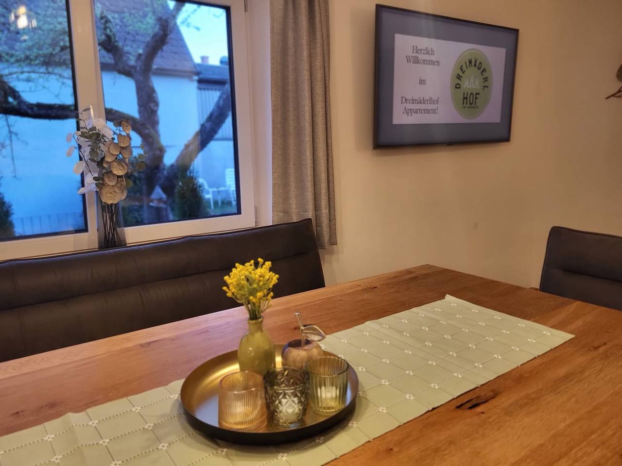 Dreimäderlhof Appartement mit eigenem Garten, Terrasse und Wlan in Karlstetten, Mostviertel Region
