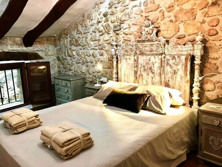 Casa rural para 10 personas, con piscina además de jardín y terraza, Se admiten mascotas en Olba - 4